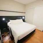 Ibis Curitiba Shopping