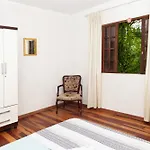 Quarto Refugio No Bosque