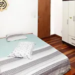 Quarto Refugio No Bosque