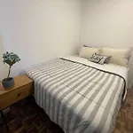 Apto Em Centro Civico - Curitiba 70M2