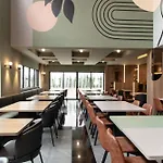 Slim Curitiba Alto da XV by Slaviero Hotéis