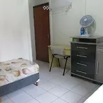 Pensionato FEMININO Nave mãe