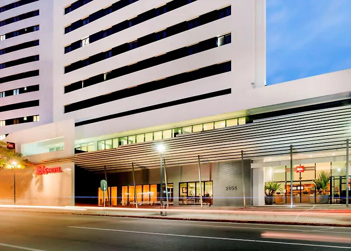 Ibis Curitiba Shopping