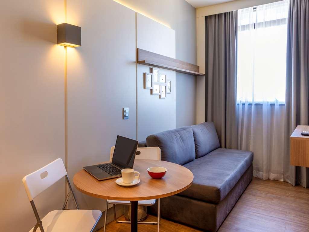 Adagio Batel Hotel 4*