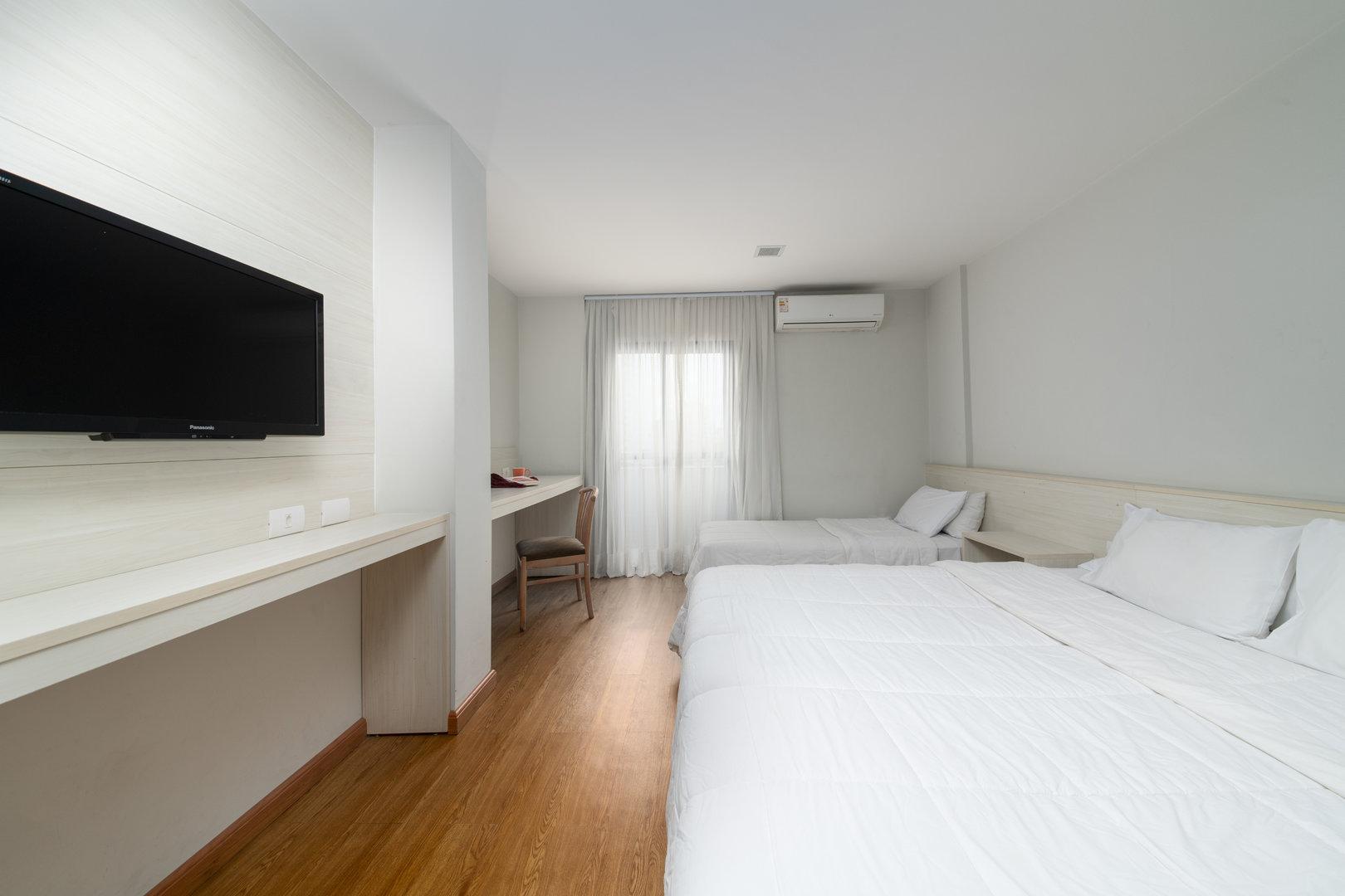 Rede Andrade Vernon Hotel 3*