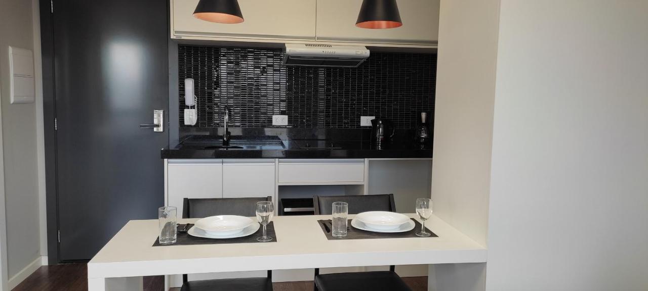 Apartment Studio 16 Andar Centro - Ayn065 *