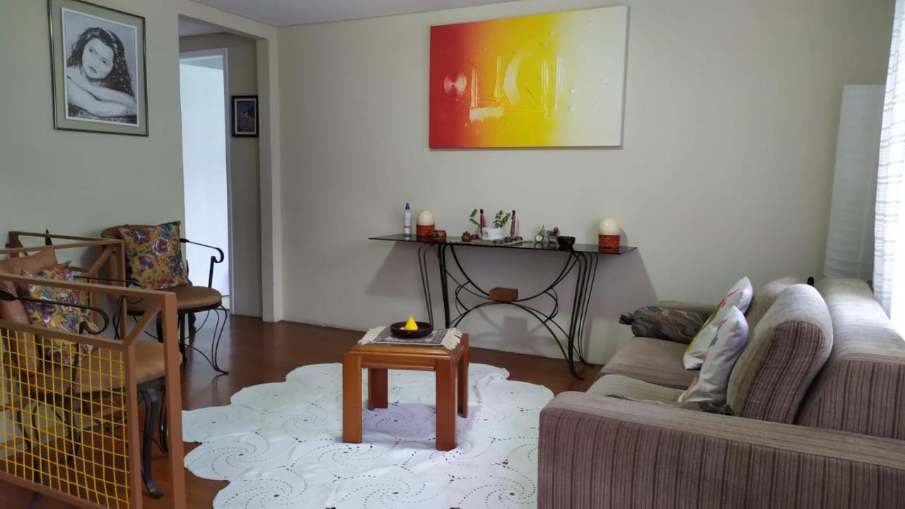 Casa Klos - Quartos Amplos Curitiba