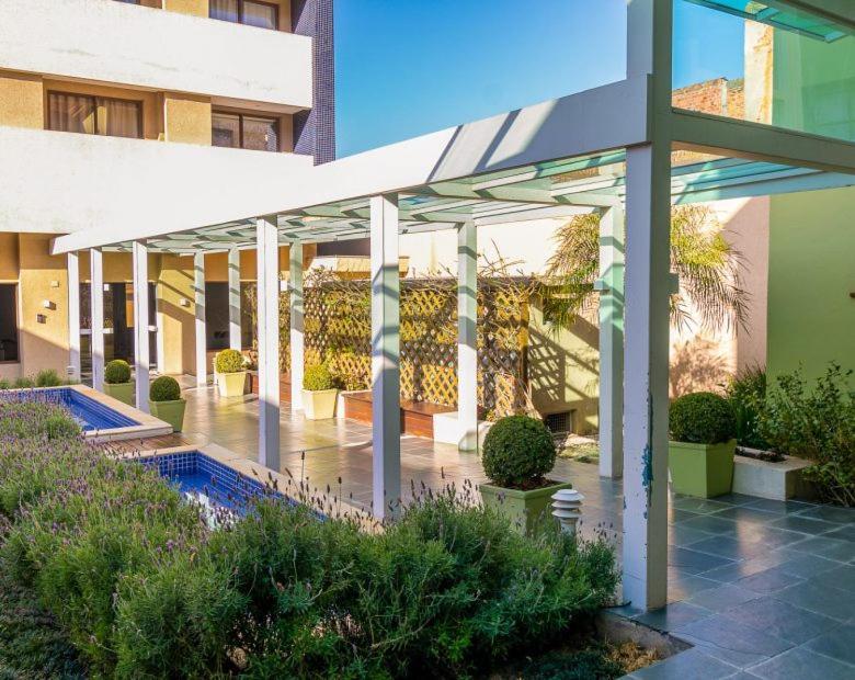 Apartamento Alto Padrao! Shop. Estacao. Piscina, Sauna, Academia. Novo! Curitiba