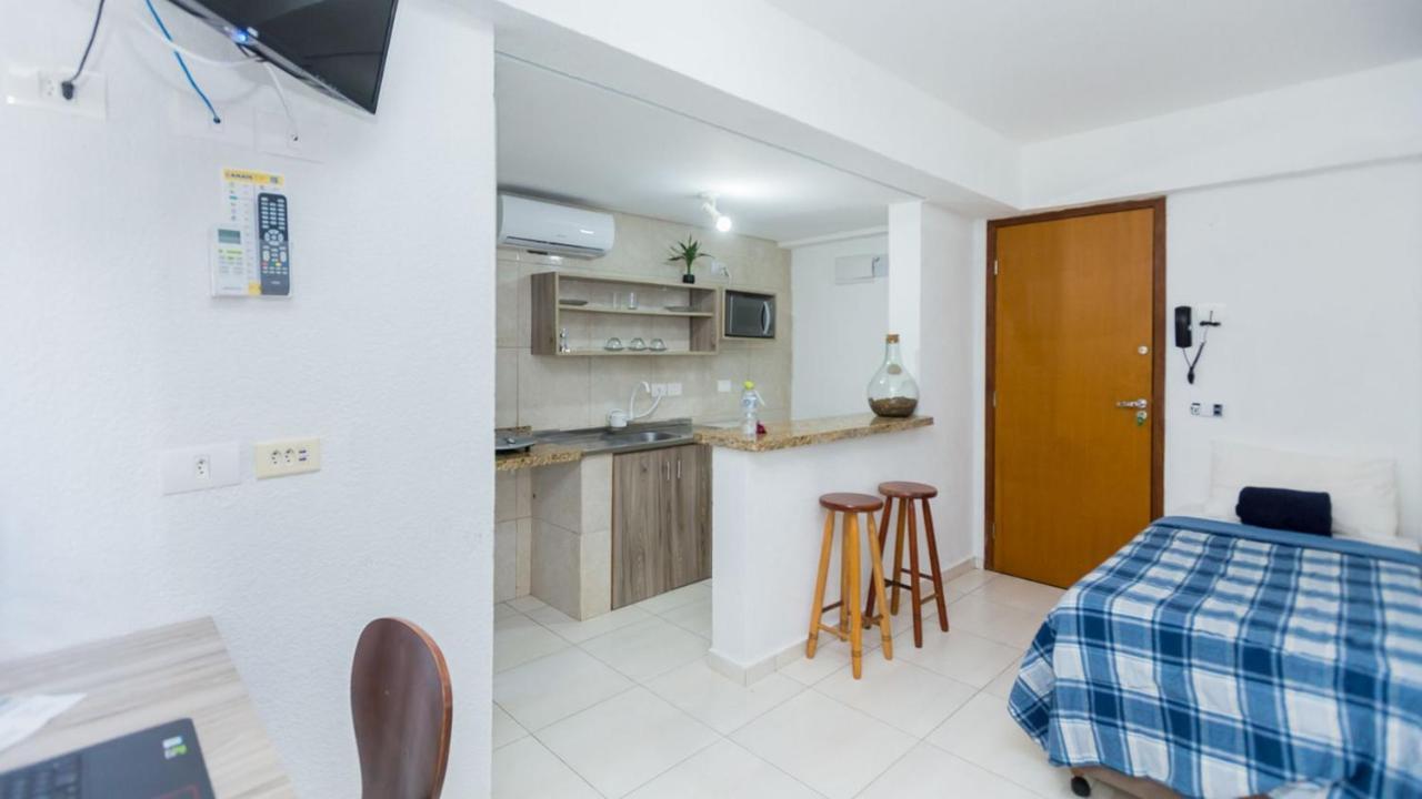 Estudios Confortaveis Com Precos Acessiveis Totalmente Mobiliados Apartamento Curitiba