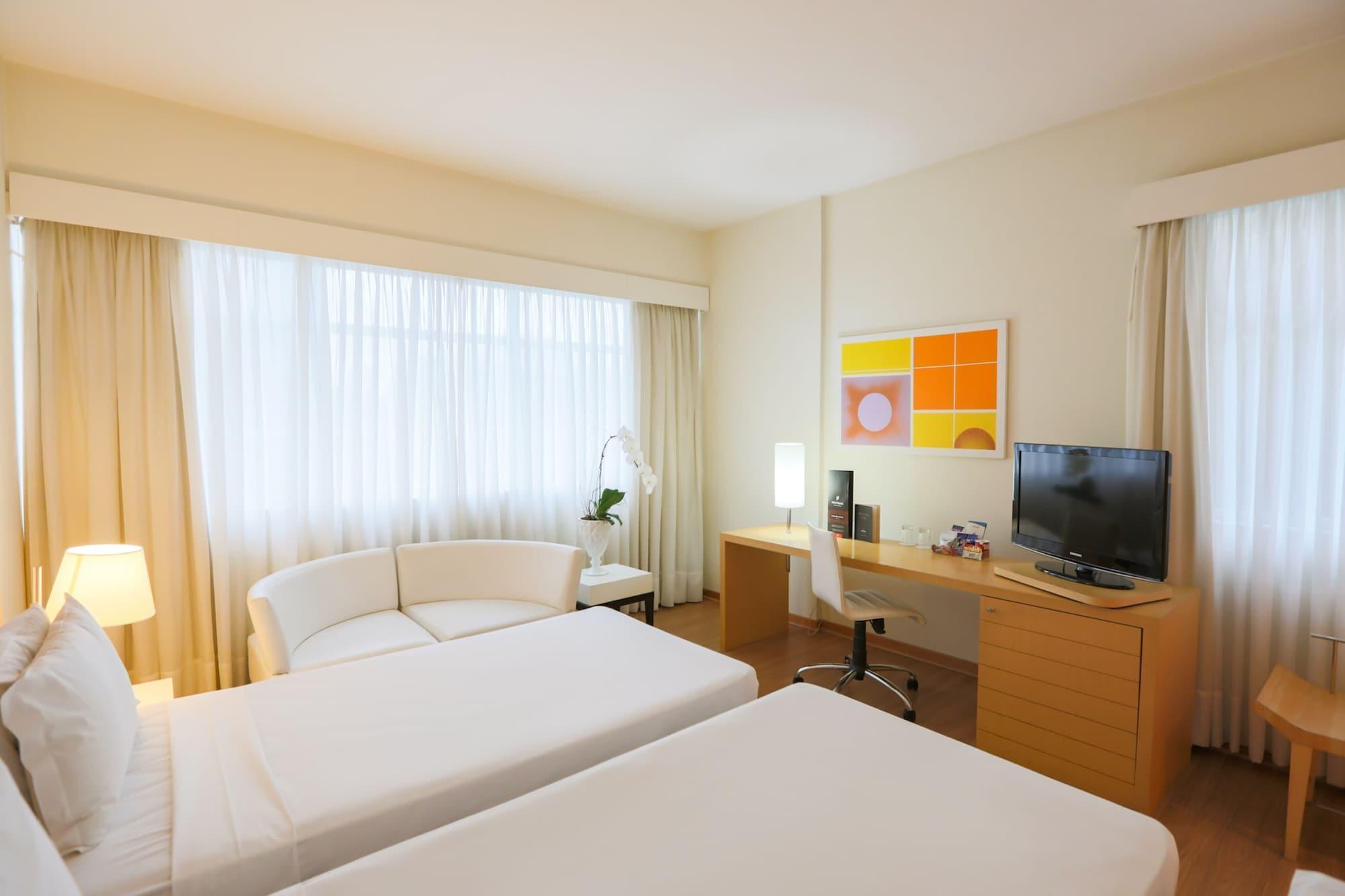 Pestana 4*