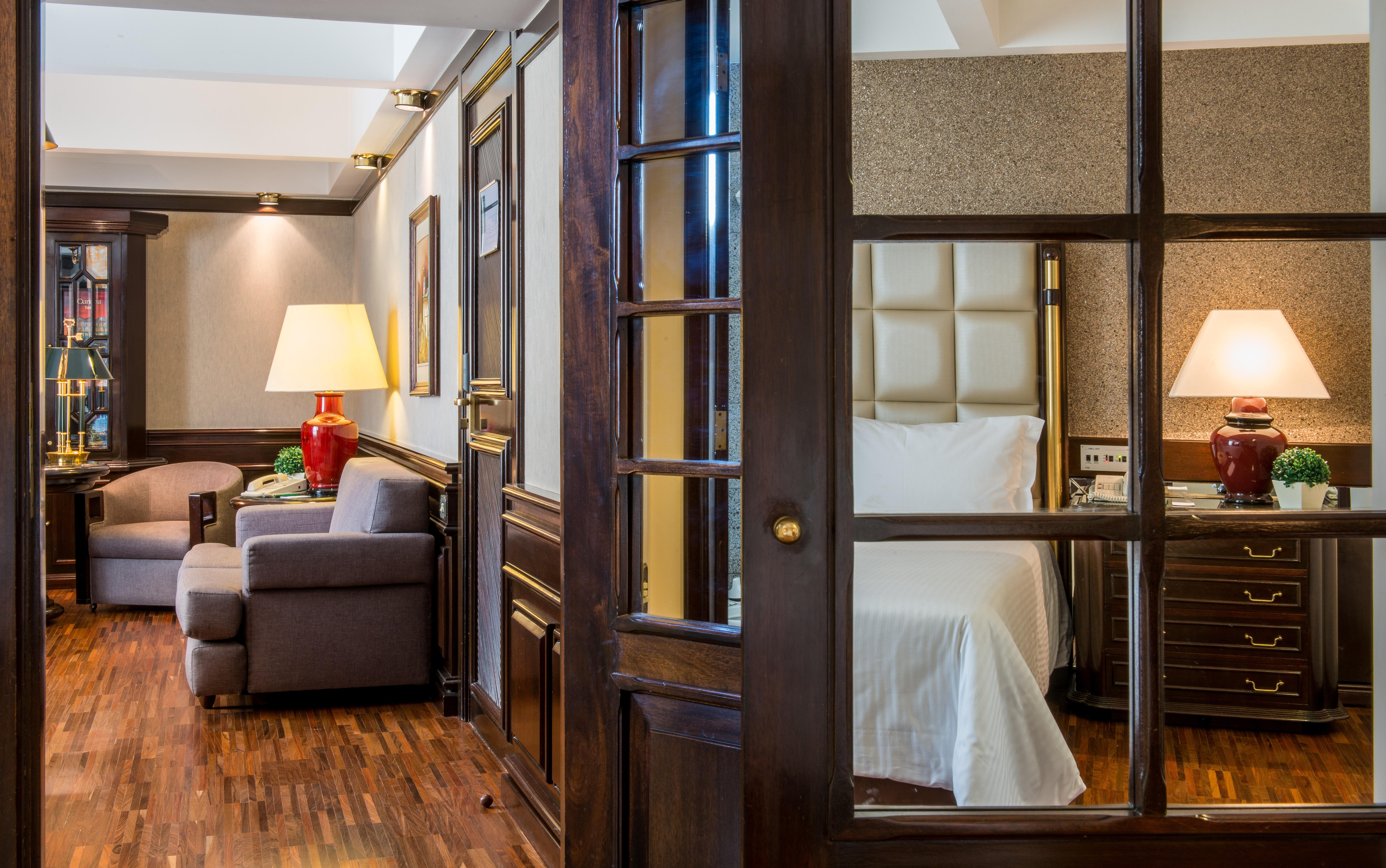 Bourbon & Hotel 5*