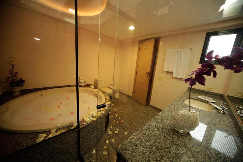 Rede Andrade Vernon Hotel