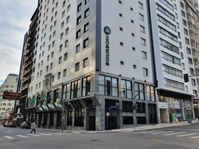 Bourbon & 5* Curitiba