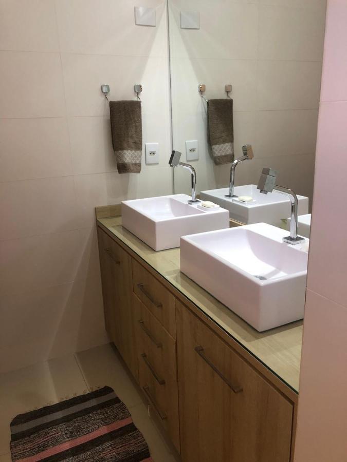 Charming 2 Min. From Barigui Park Apartamento
