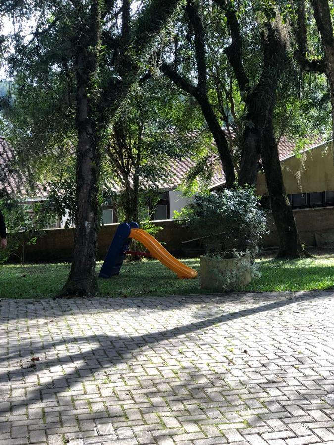 Charming 2 Min. From Barigui Park Apartamento