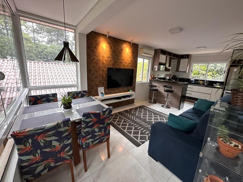 Charming 2 Min. From Barigui Park Apartamento *