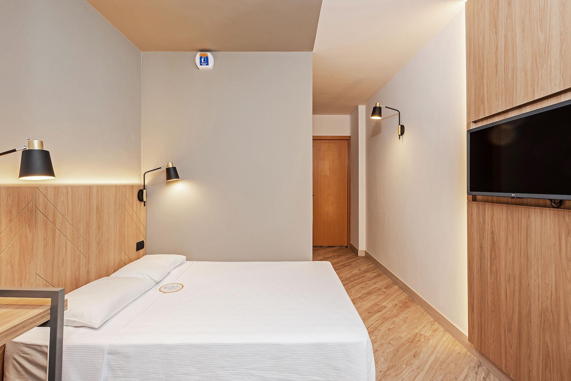 Slim Alto Da Xv Hotel 3*