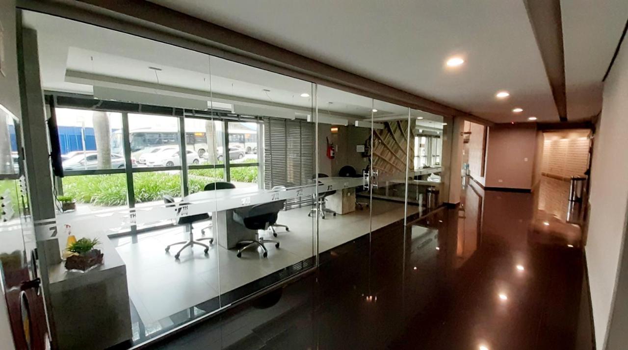 Estudio Aconchegante No Centro De - Ar Condicio E Localizacao Perfeita! Curitiba