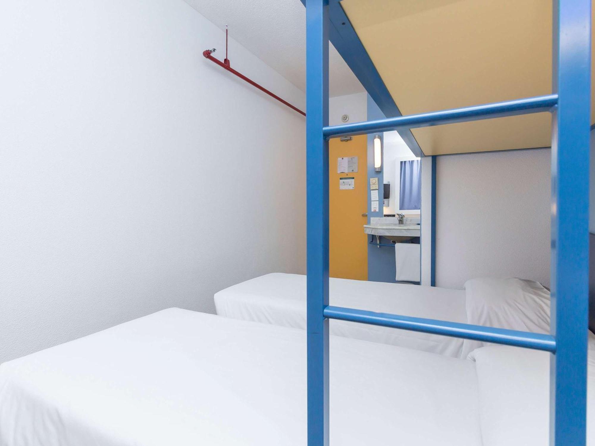 Ibis Budget Centro 2*