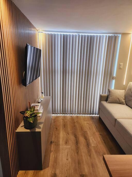Maravilhoso Duplex Com Vista Parque Barigui. Apartamento *