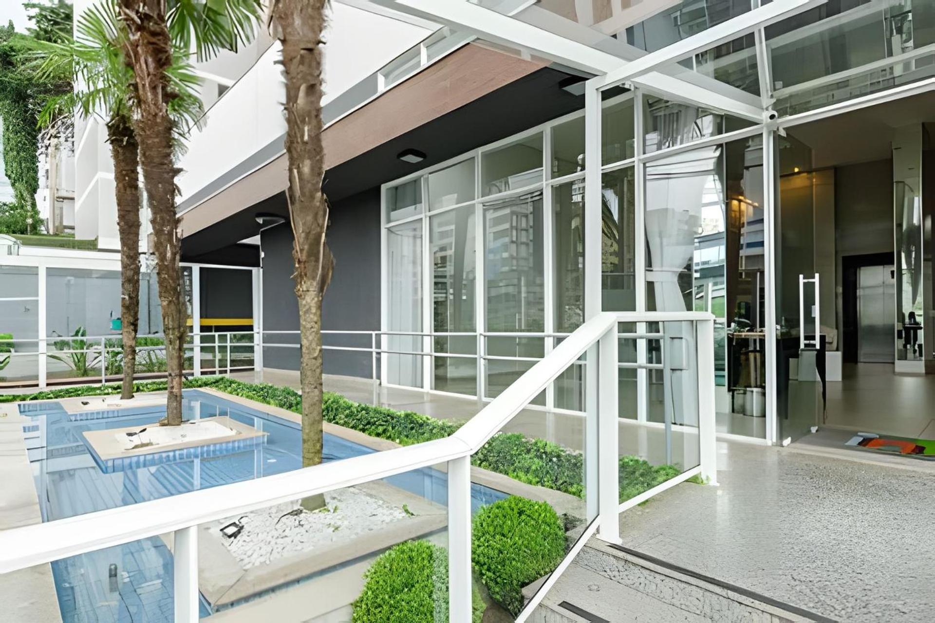 Apartment Ink Champagnat By Urooms *