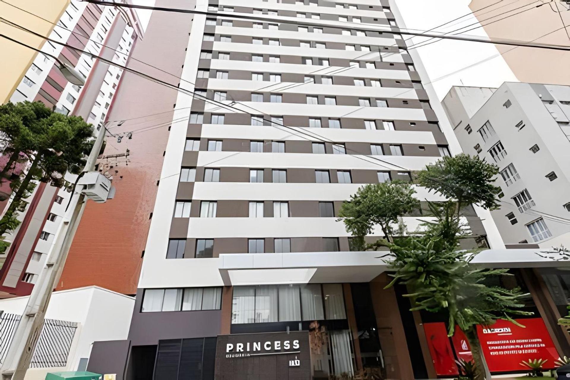Apto Confortavel Centro/batel Apartamento Curitiba