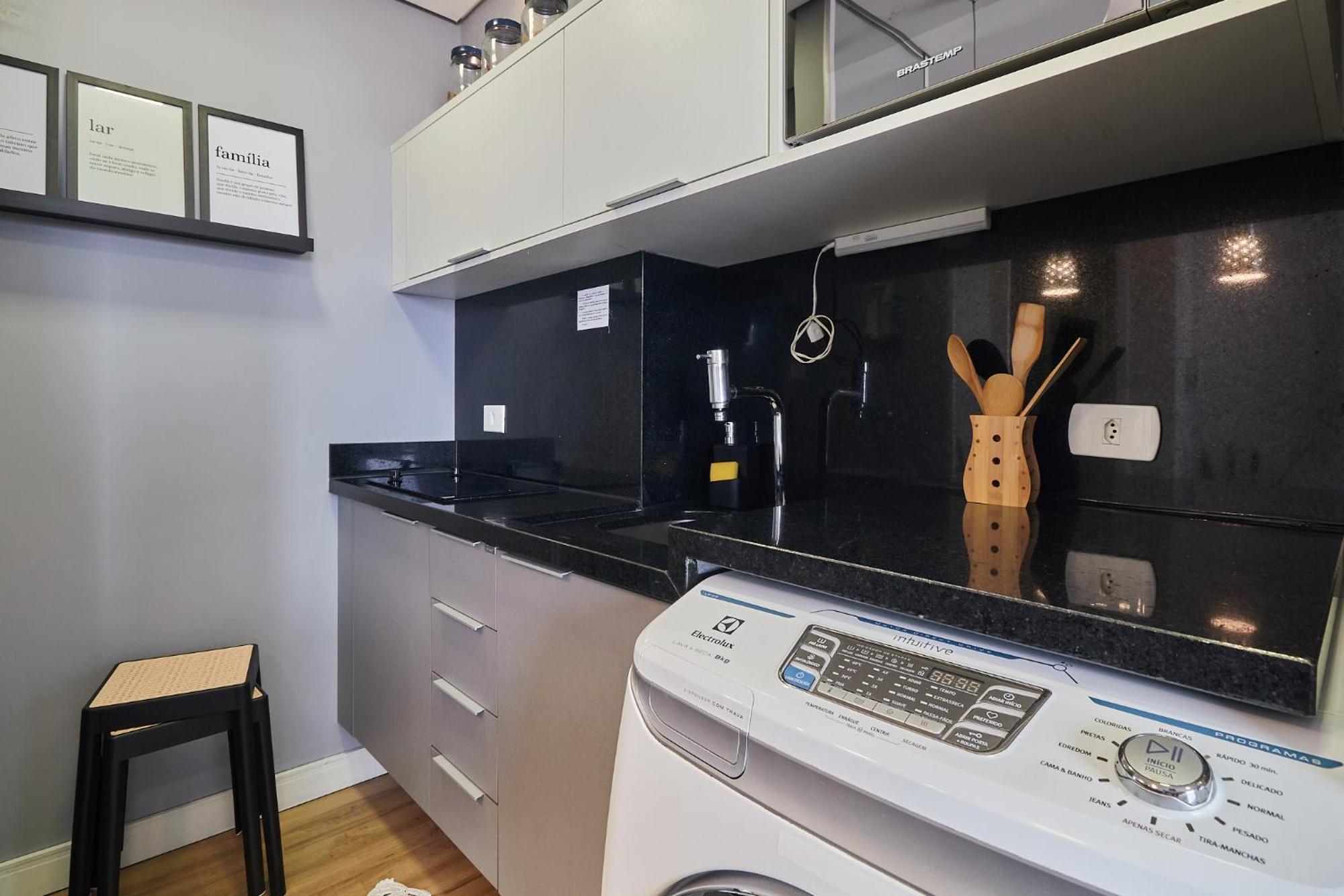 Estudio Aconchegante No Centro De - Ar Condicio E Localizacao Perfeita! Apartamento *