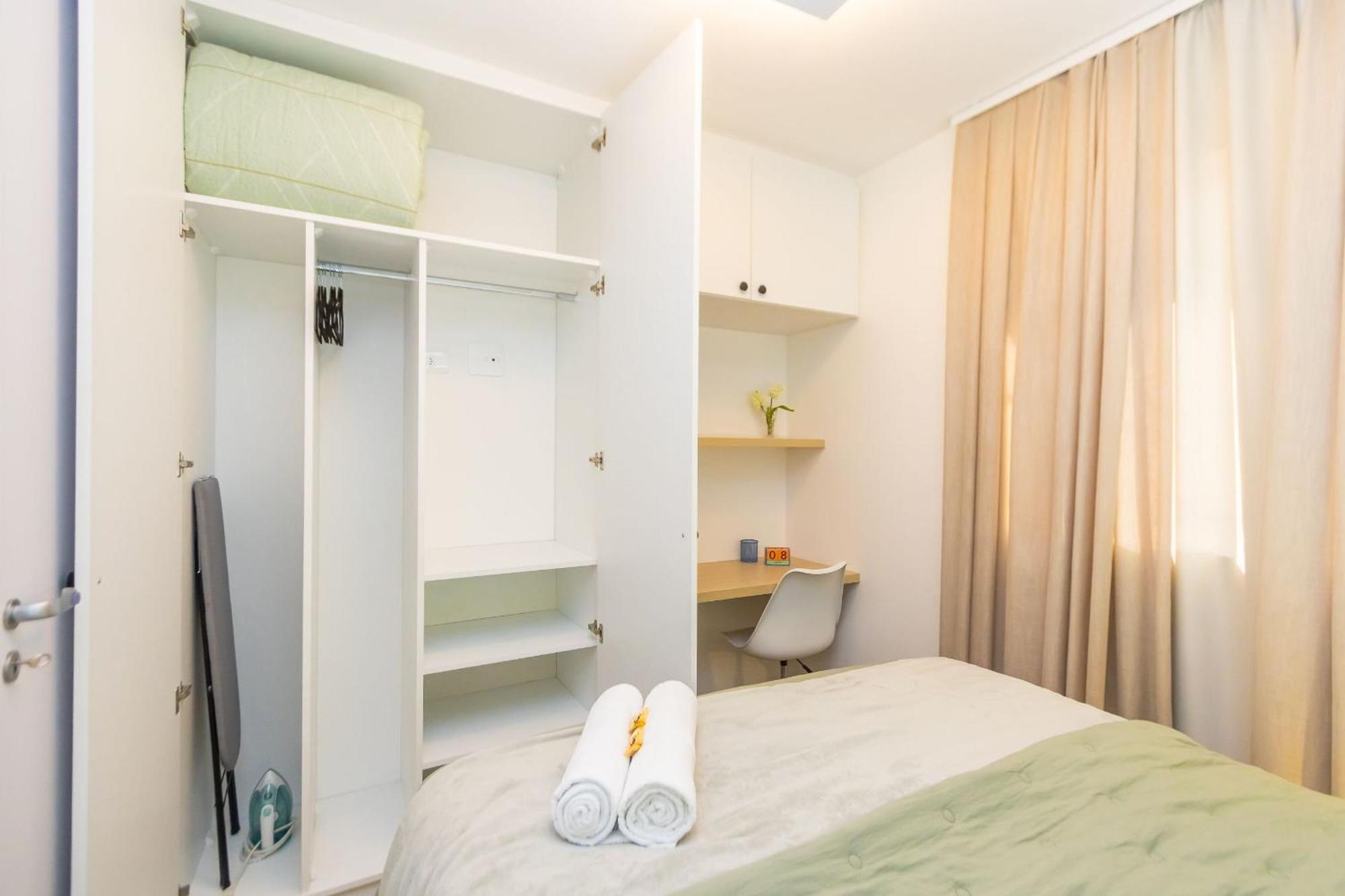 De 1 No Lins 236 - Lin1403 Apartamento Curitiba
