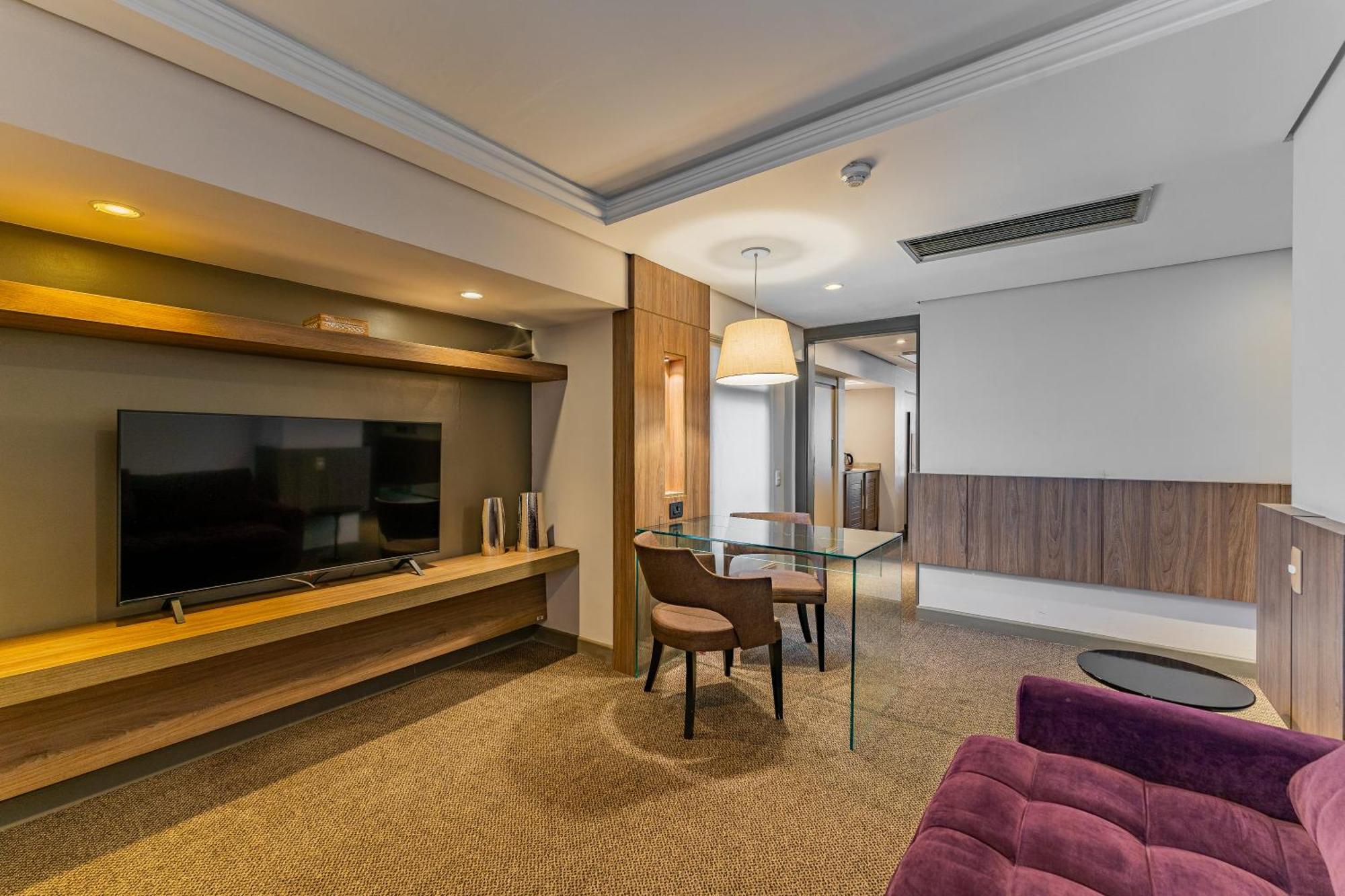 Grand Mercure Rayon Hotel