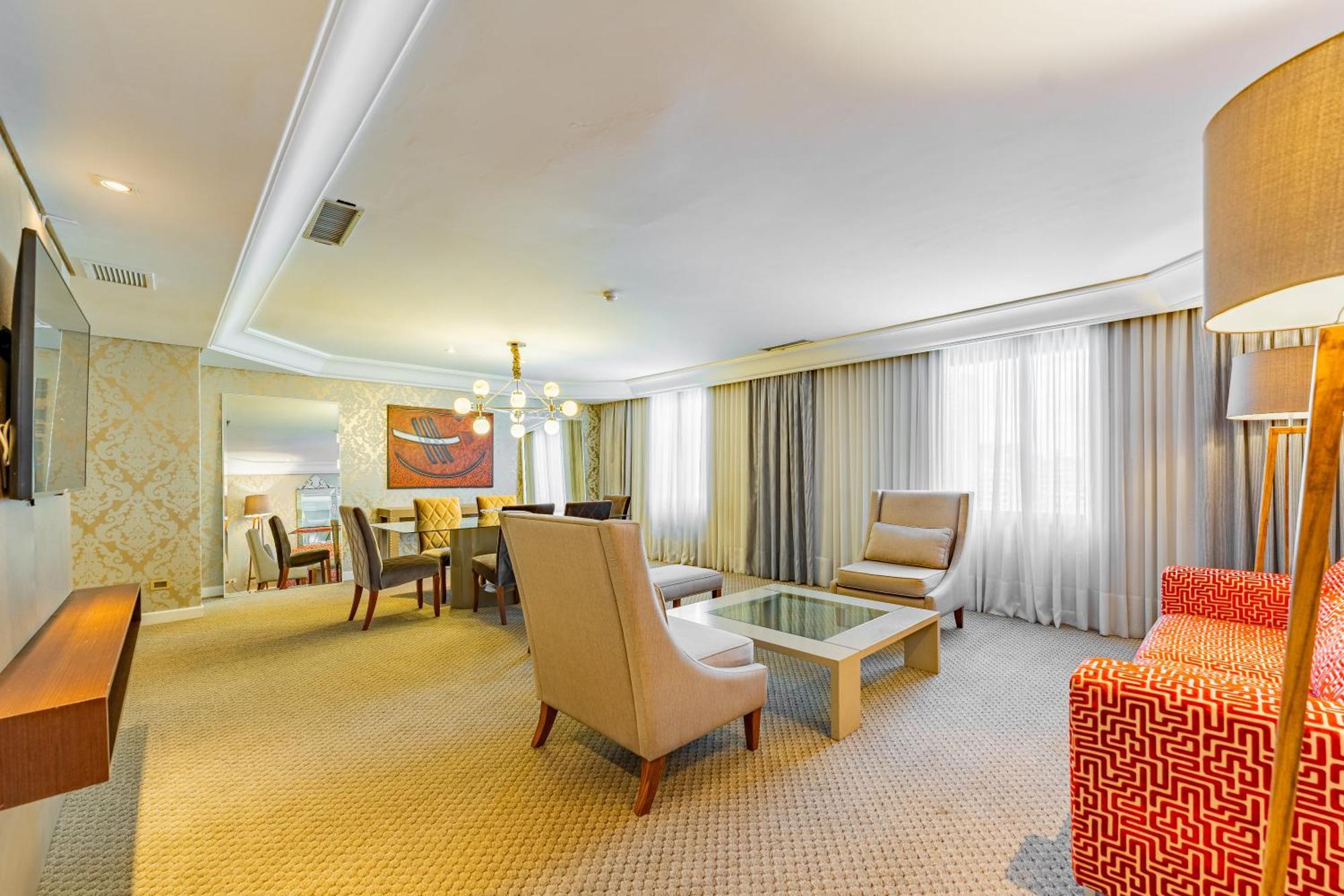Hotel Grand Mercure Rayon