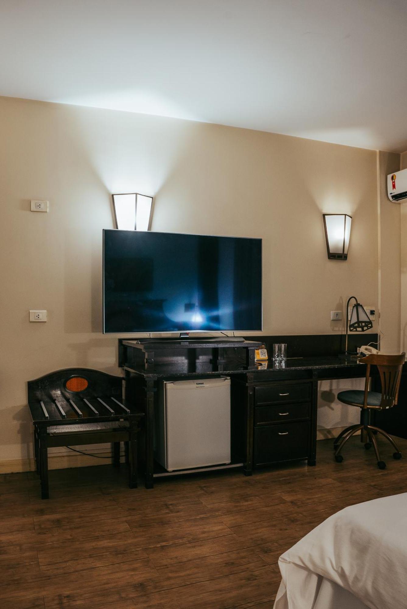Hotel Batel Luxury - Prox Patio Batel 4*