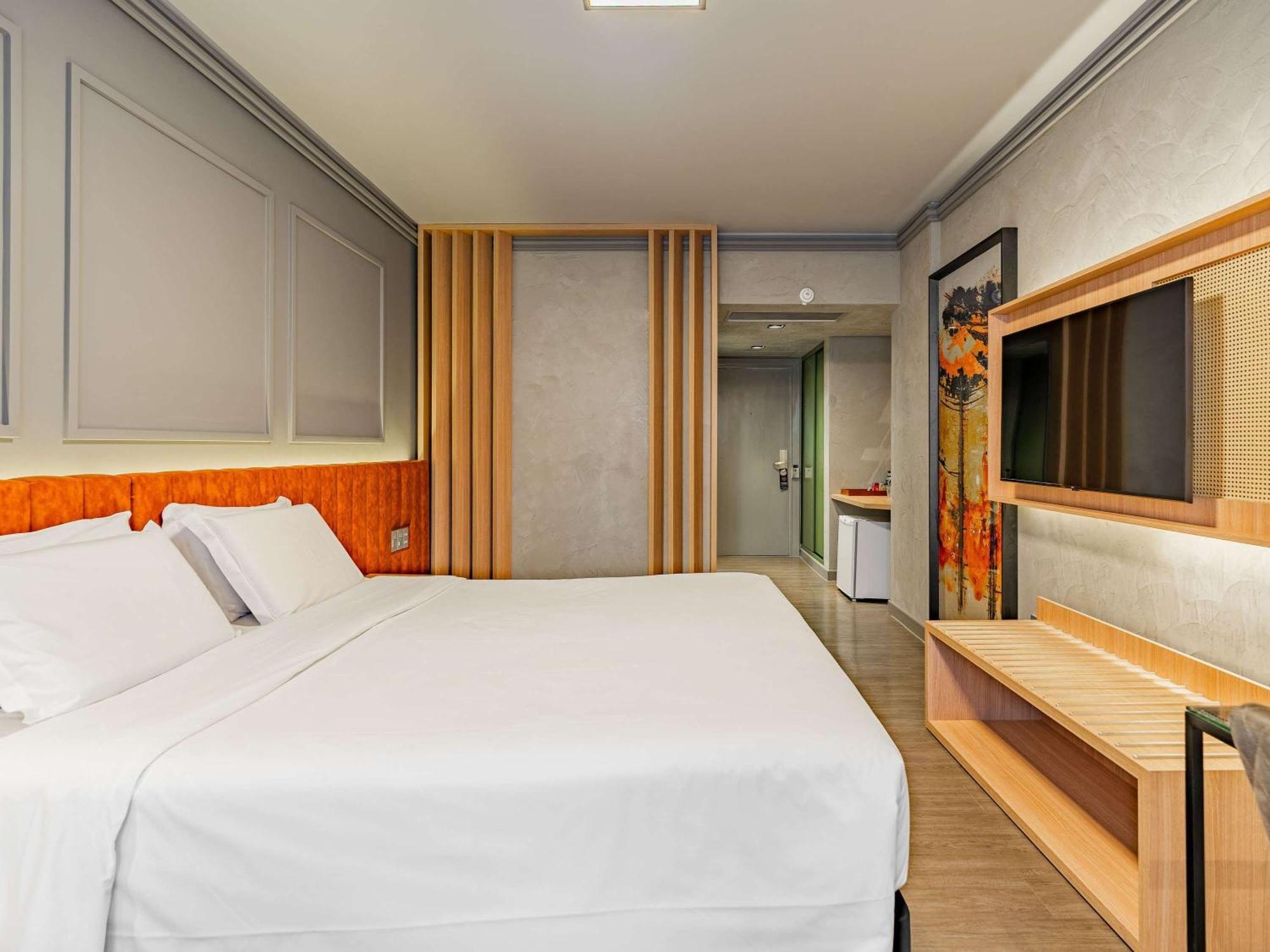 Grand Mercure Rayon