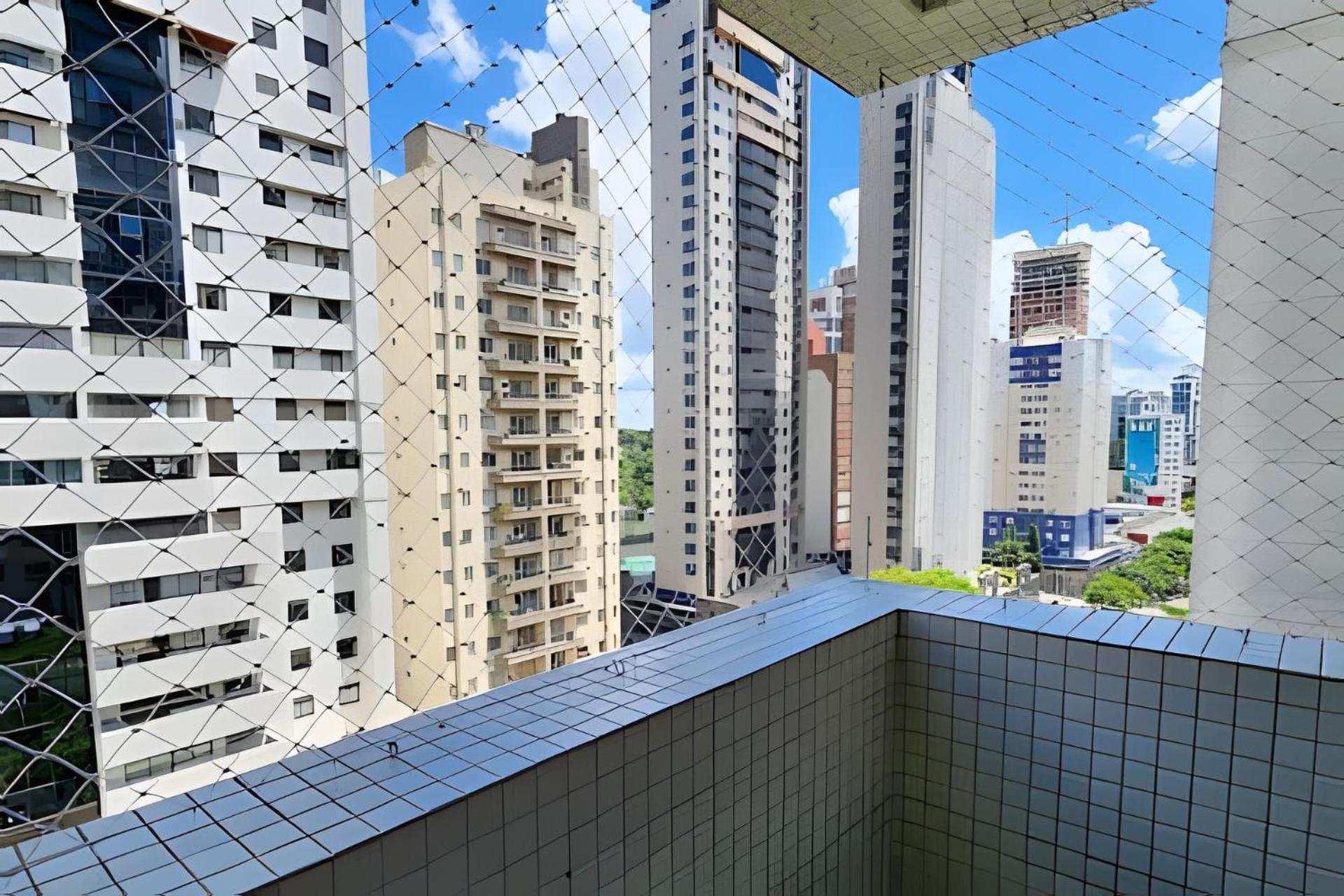 Conforto, Piscina, Academia, Garagem, Prox Barigui Apartamento