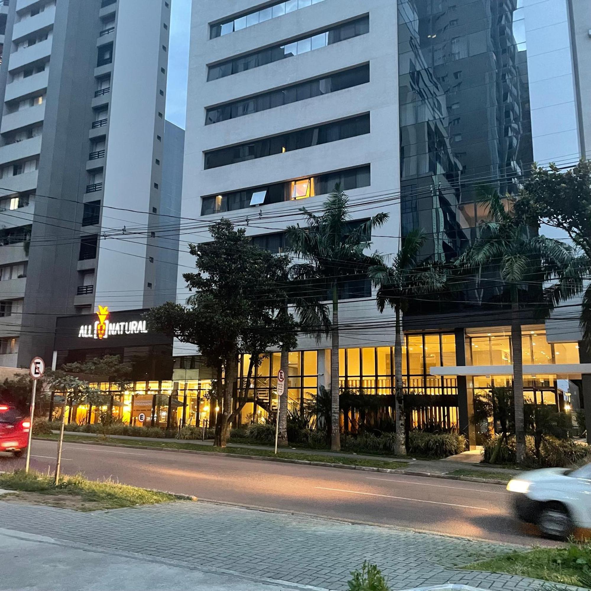 The One - Flat Batel Premium * Curitiba