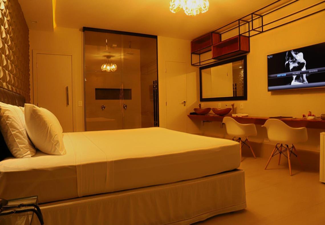 Apple Hotel do amor Curitiba