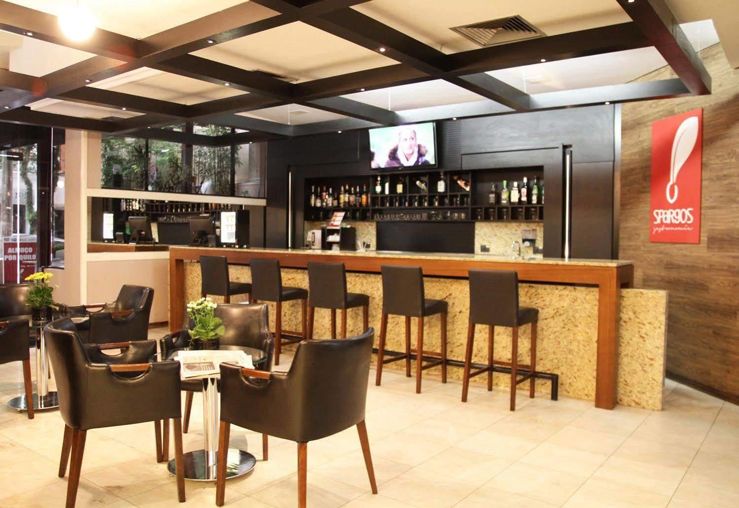 Blue Tree Towers Saint Michel 4*