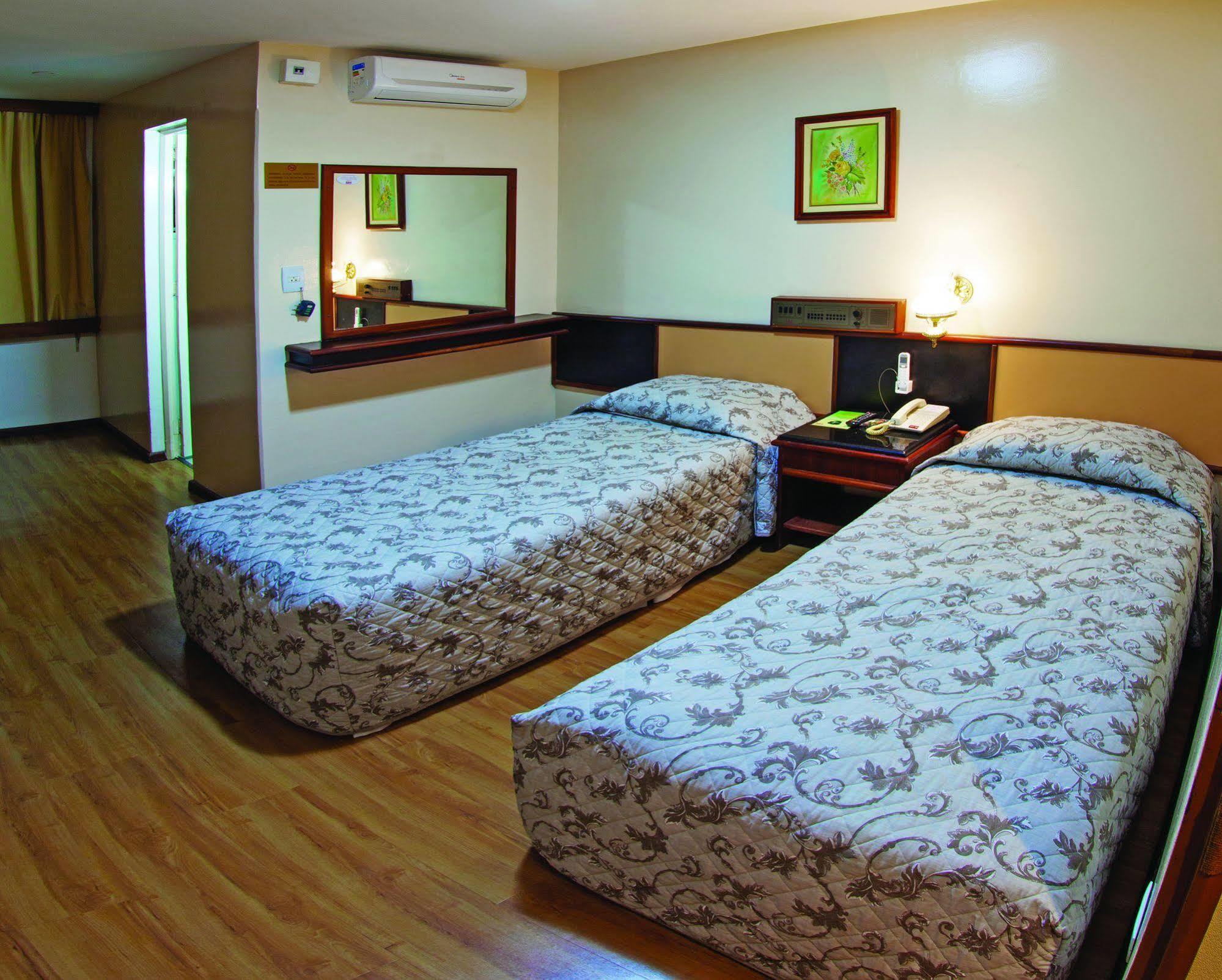 Hotel Lira 3*