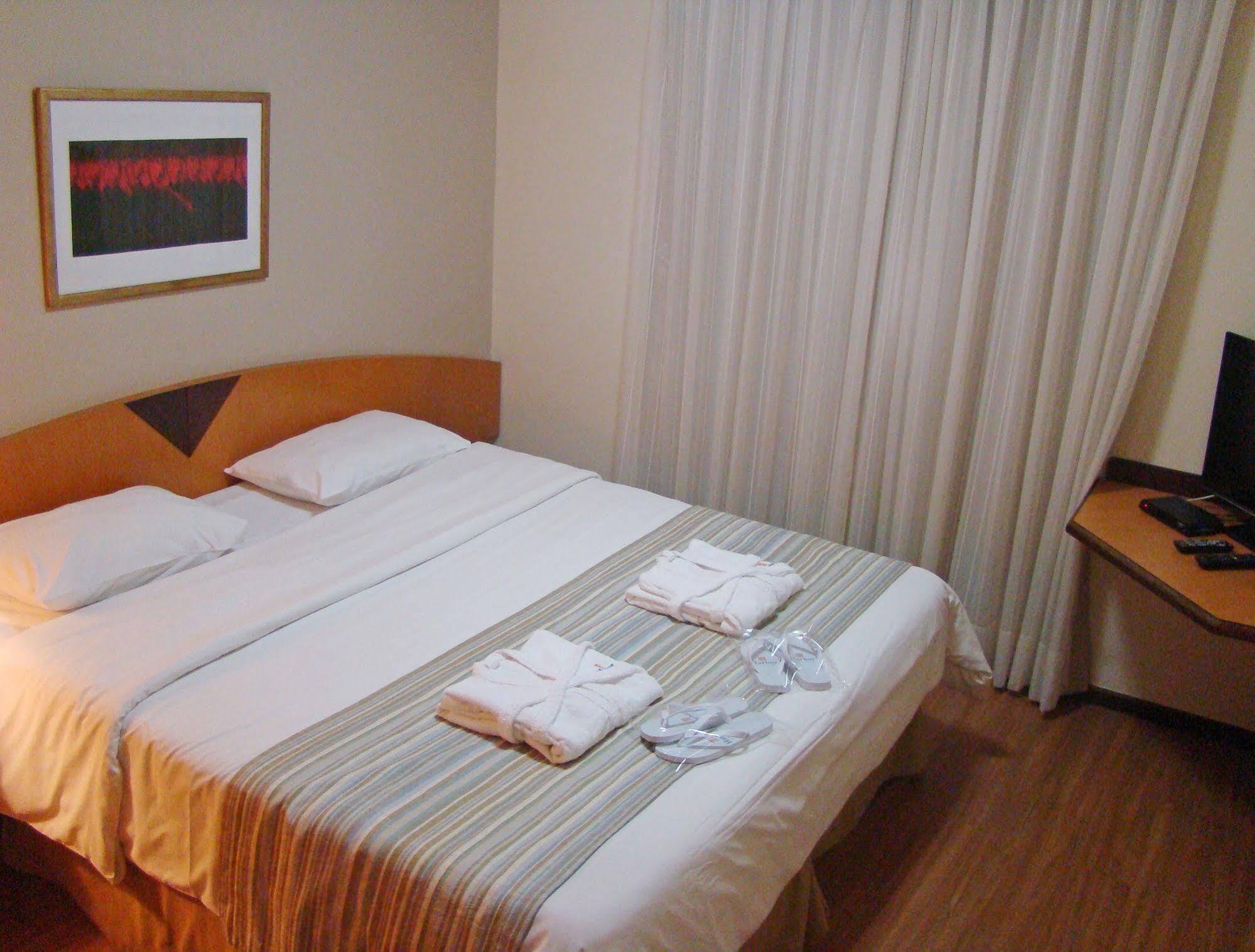 Blue Tree Towers Saint Michel 4*