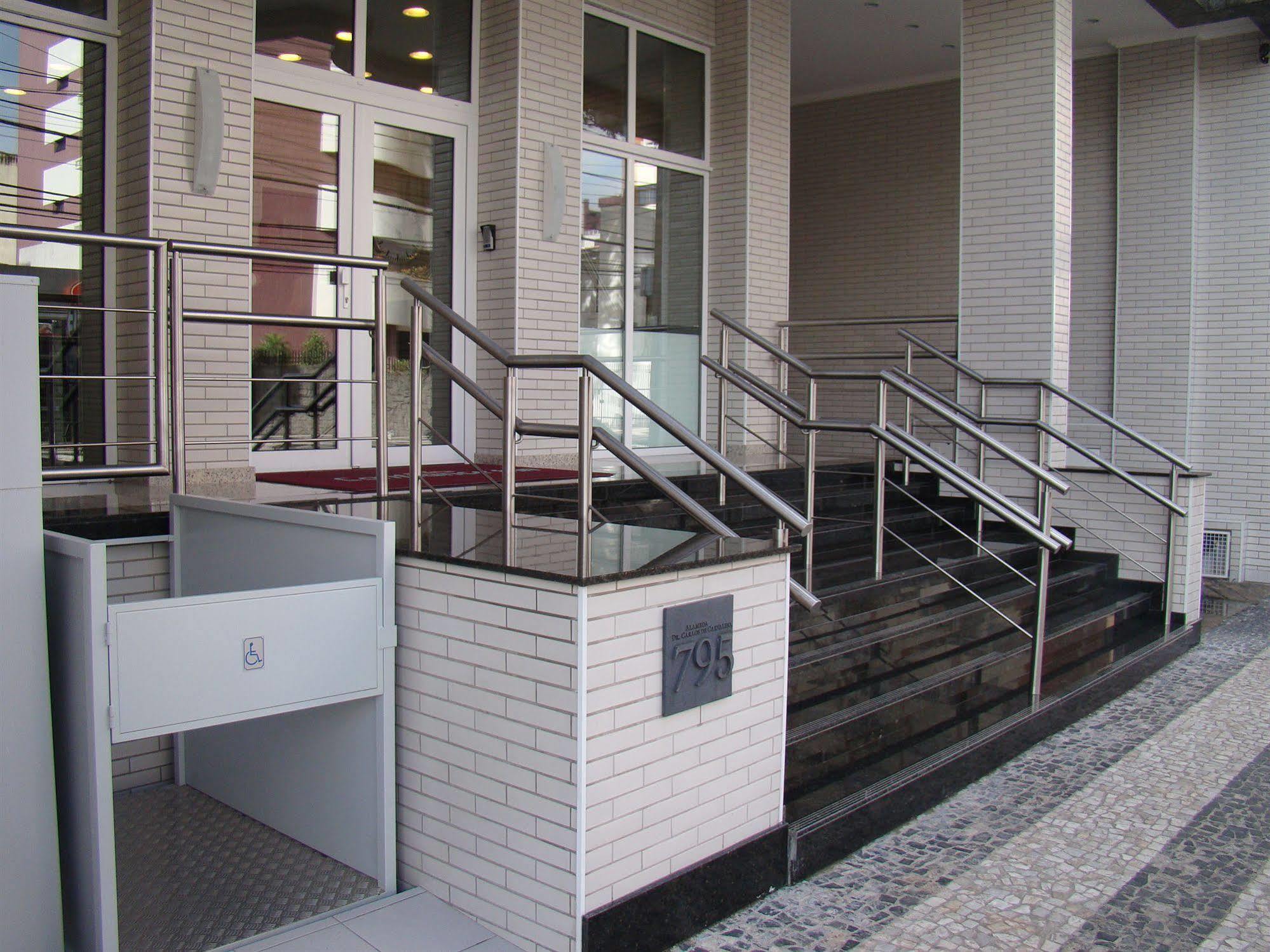 Hotel Confiance Soho Batel
