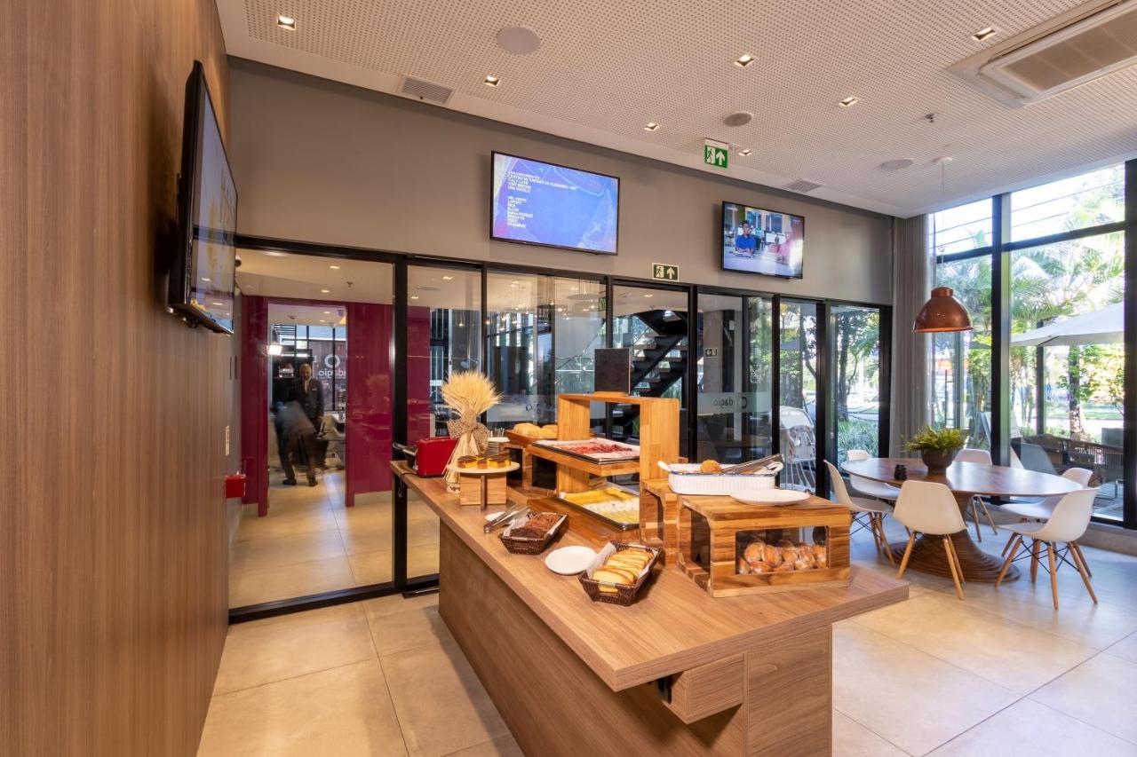 Adagio Batel Hotel 4*