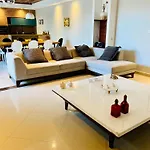 Cwb 997 Com Piscina Aquecida Jacuzzi E Playground