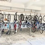 205- Apartamento 1 Quarto Suite, Encantador, Amplo E Decorado, Mobiliario Moderno, Cozinha Completa Com Utensilios , Excelente Vista Da Cidade E Localizacao Privelegiada No Bairro Bigorrilho ,