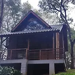Chalé em frente ao zoológico