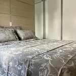 Apartamento No Centro De Curitiba,Bem Localizado E Confortavel