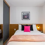 Housi Brickell One - Hbo0307