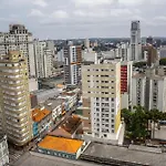 Studio No Centro De Curitiba