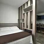 Studio Batel Com Otima Localizacao