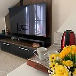 Sobrado Charmoso E Aconchegante / Santa Felicidade Pr