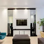 Tres Quartos, Gigante E Confortavel Prox Hard Rock By Urooms