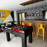 One House Portao